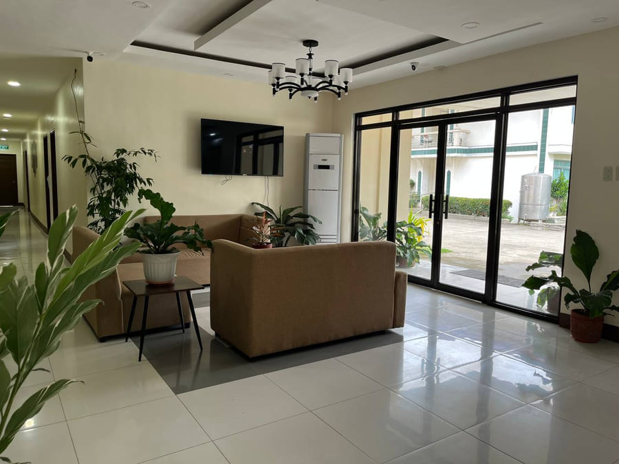 Farmers Hostel visual tour